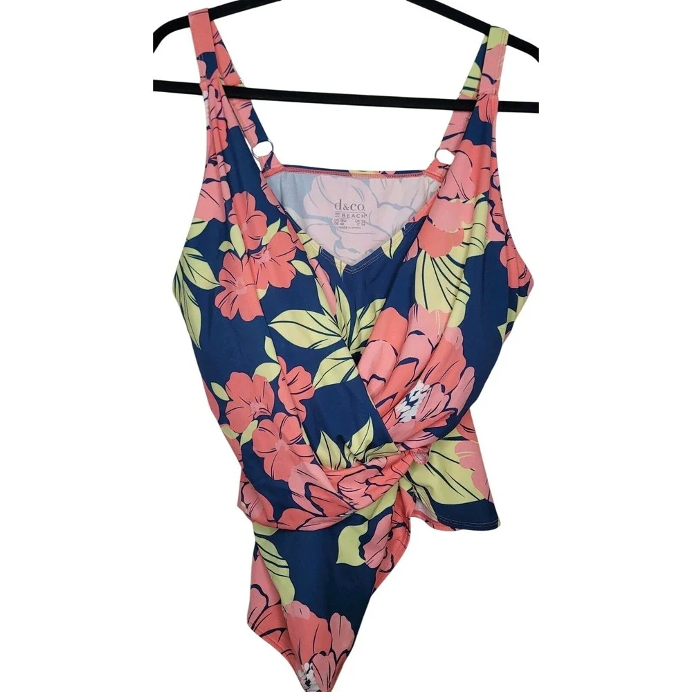 D & Co. Brach Women's Swimsuit 18W Plus Size Twisted Ruched Tankini Top Tropical